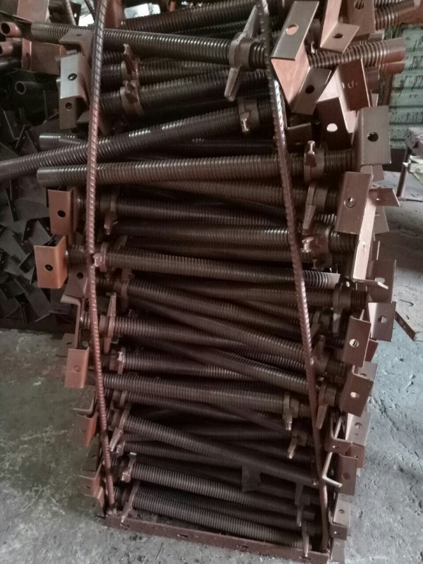 ff33ce5a42cca292fbdd-600x800-1 Kích U giàn giáo